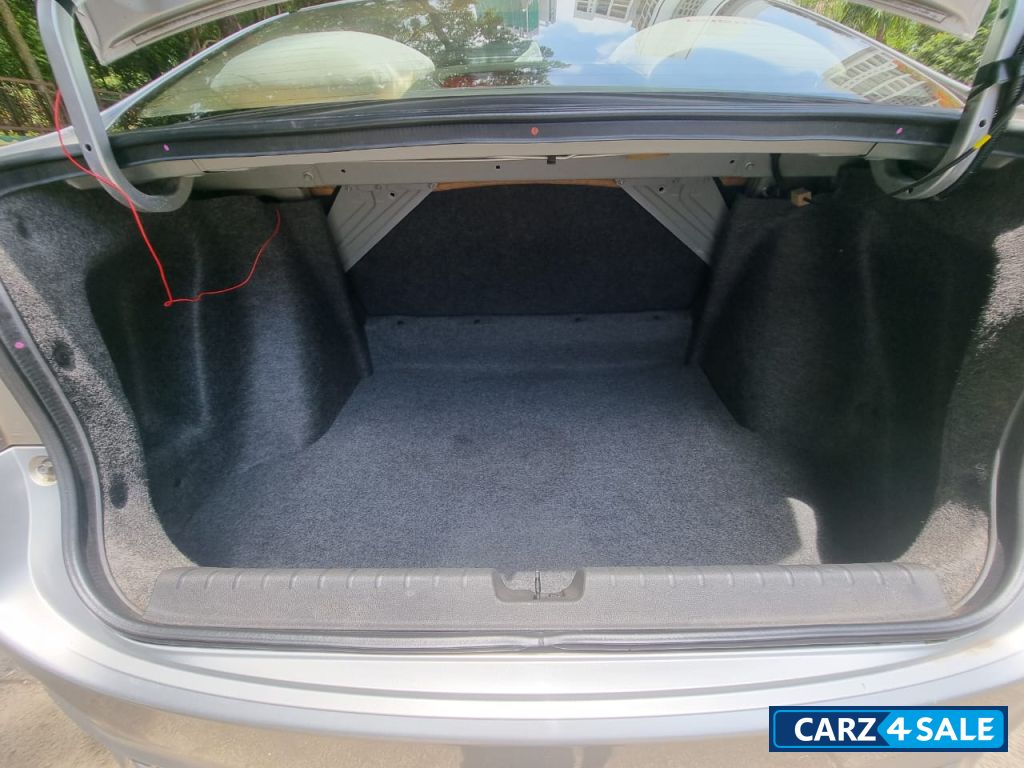 Silver Honda City i-VTEC - City VX