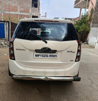 Mahindra XUV 500 W6