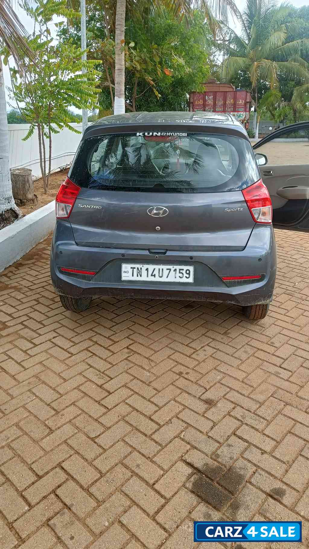 Hyundai Santro Sportz