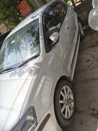 Silver Volkswagen Polo Highline 1.2