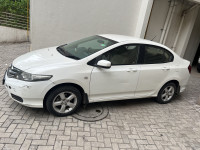White Honda City SAT