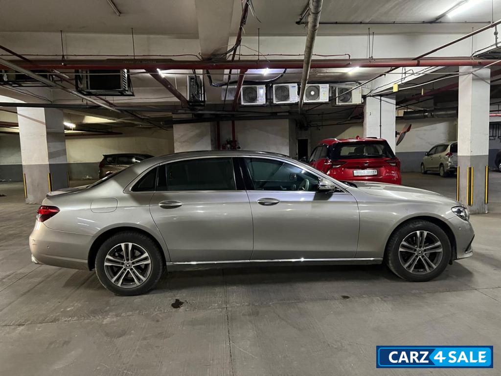 Silver Mercedes-Benz E-Class 220d EXCLUSIVE