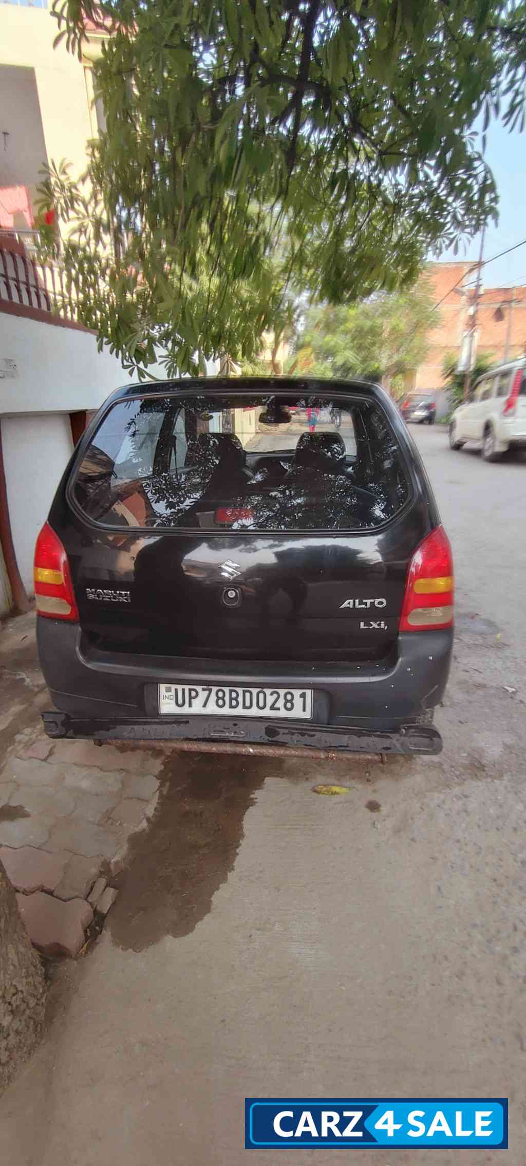 Black Maruti Suzuki Alto Lxi