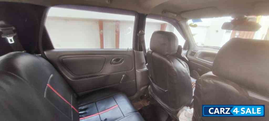 Black Maruti Suzuki Alto Lxi