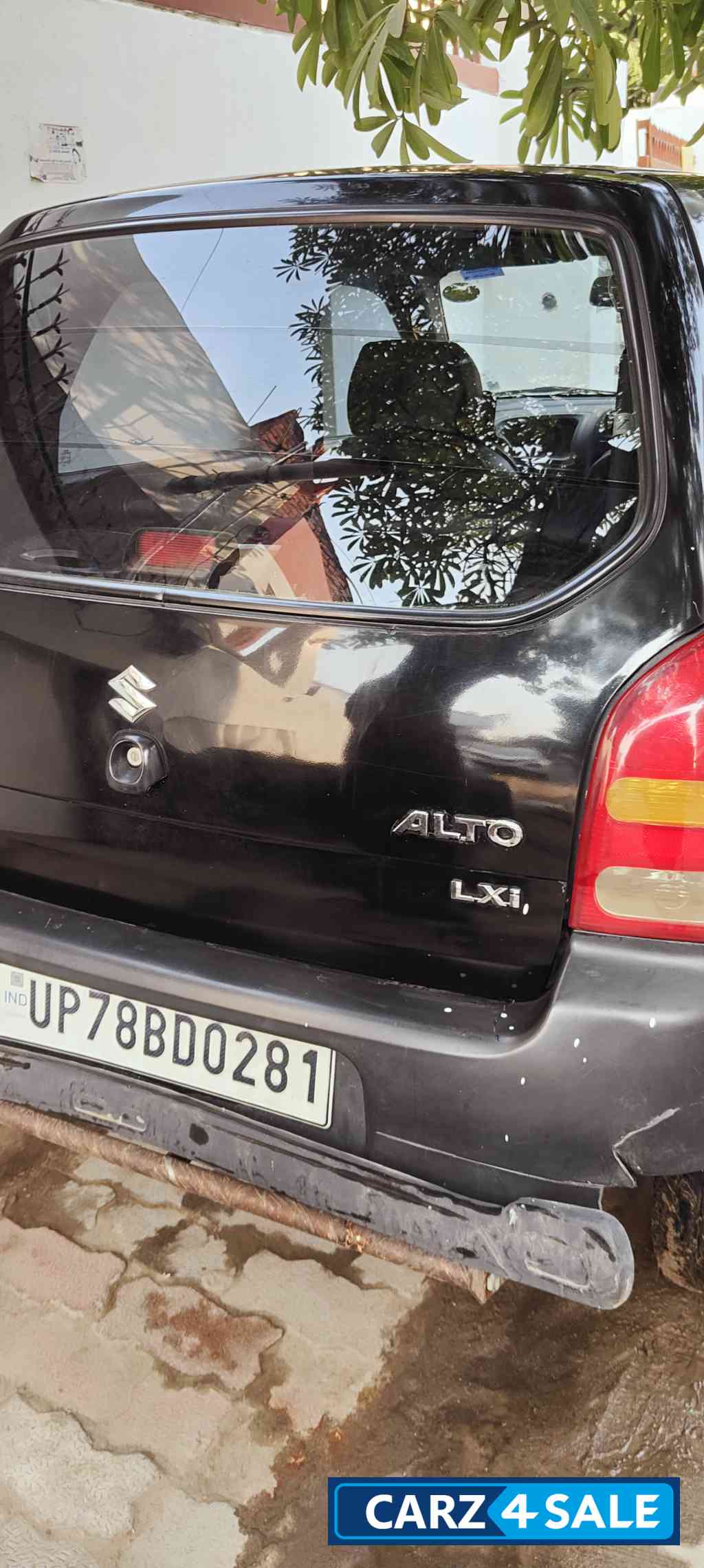 Black Maruti Suzuki Alto Lxi