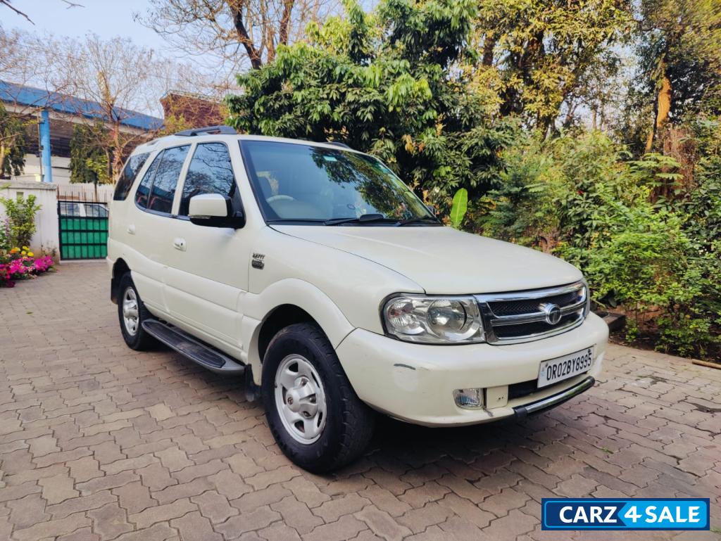 Pearl White Tata Safari EX BSIV 2.2 DICOR