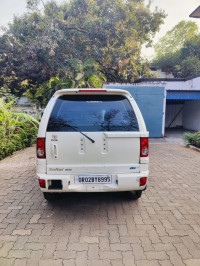 Pearl White Tata Safari EX BSIV 2.2 DICOR