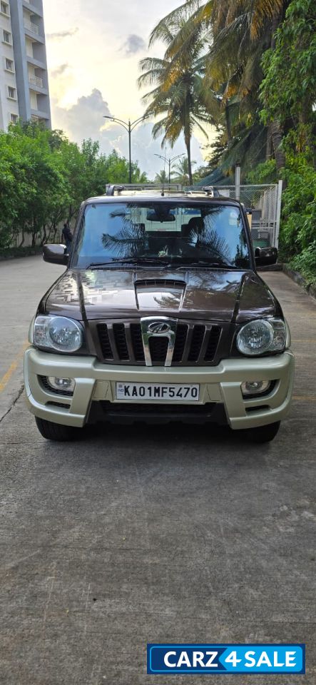 Mahindra Scorpio RF Hawk VLX AT 2WD