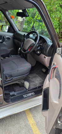 Mahindra Scorpio RF Hawk VLX AT 2WD