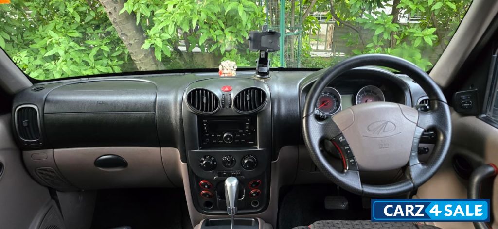 Mahindra Scorpio RF Hawk VLX AT 2WD