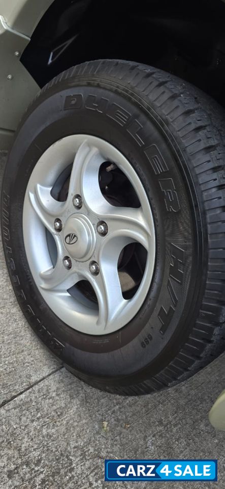 Mahindra Scorpio RF Hawk VLX AT 2WD