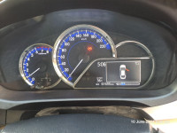 Phantom Brown Toyota Yaris V MT