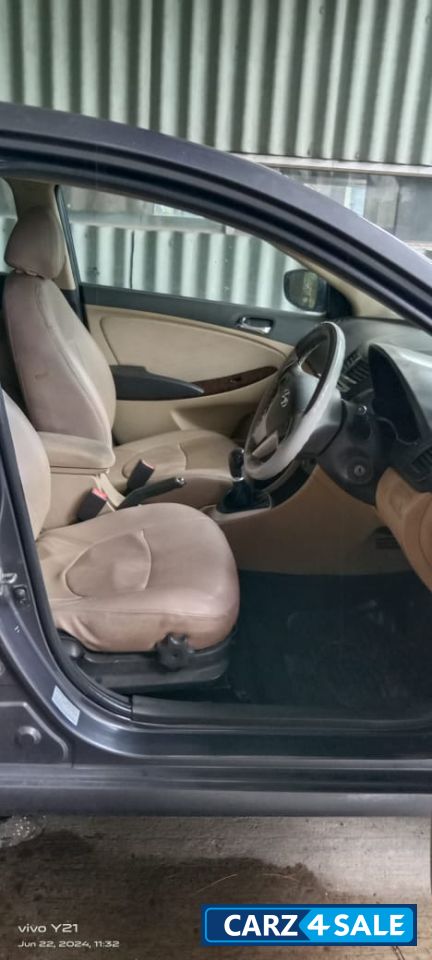 Hyundai Verna VTVT 1.6 SX.BS.IV