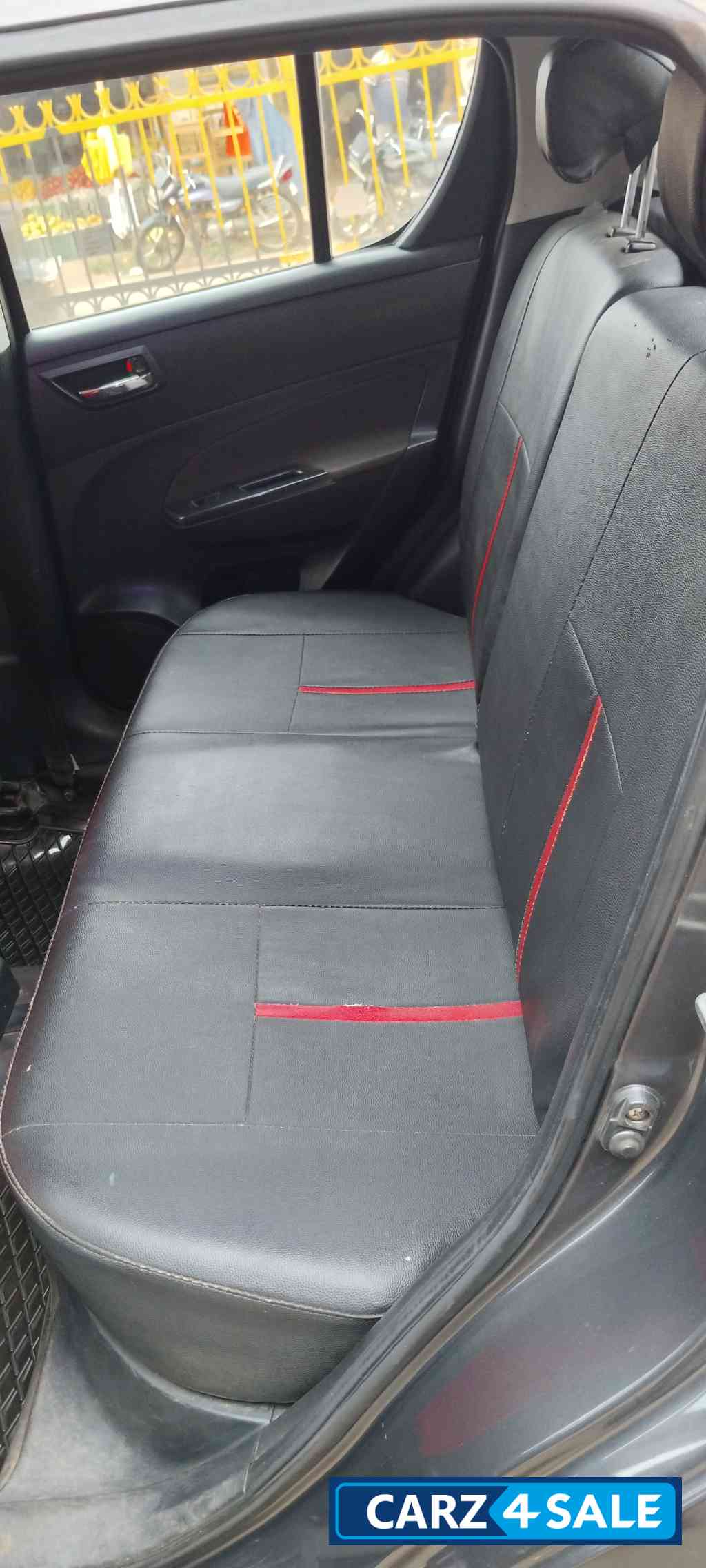 Grey Maruti Suzuki Swift VXI(O)