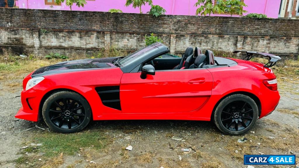 Red Mercedes-Benz SLK 350