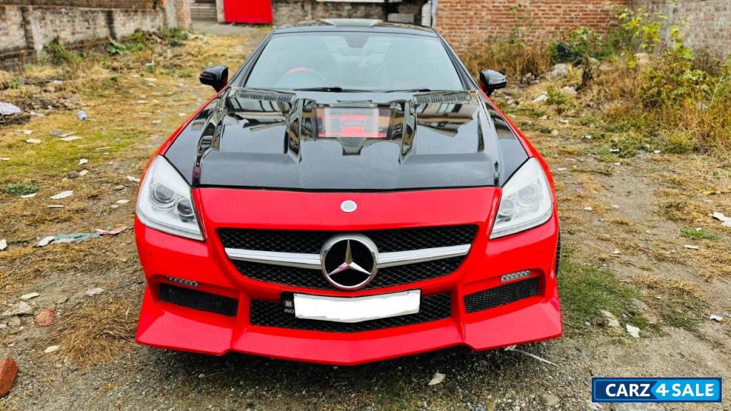 Red Mercedes-Benz SLK 350