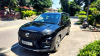 Black MG Hector Plus sharp cvt