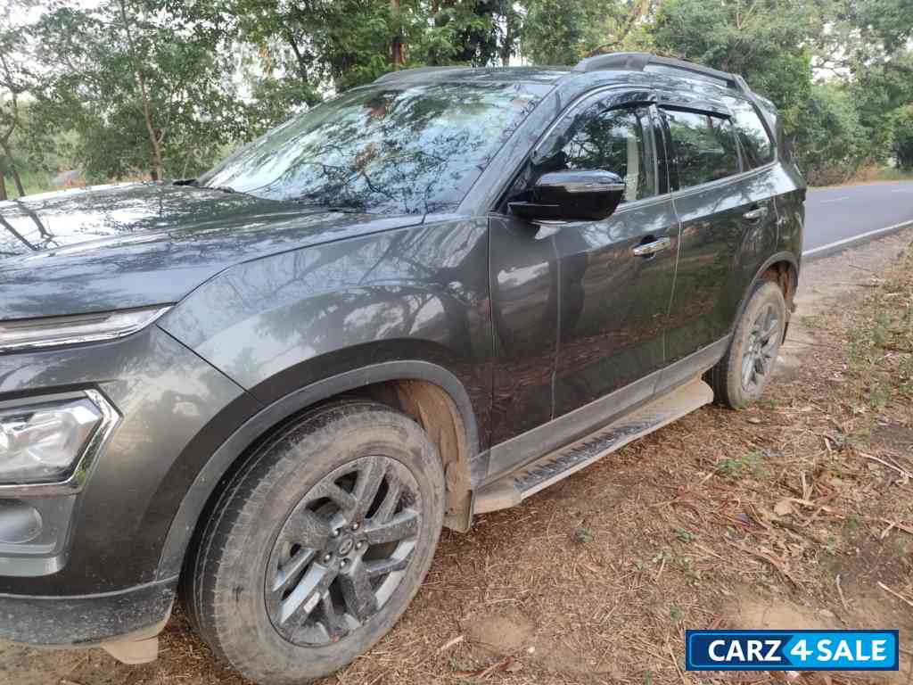 Grey Tata Safari XT