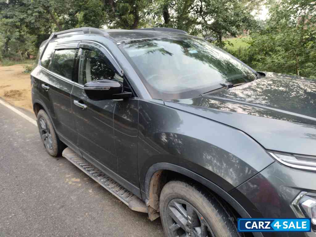 Grey Tata Safari XT