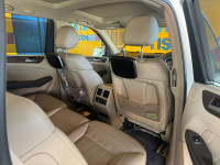 White Mercedes-Benz GL-Class 2015