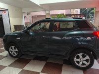 Aquamarine Mahindra XUV300 W6 AMT PETROL
