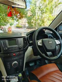 Aquamarine Mahindra XUV300 W6 AMT PETROL