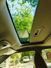 Aquamarine Mahindra XUV300 W6 AMT PETROL