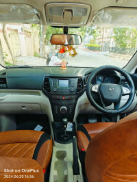 Aquamarine Mahindra XUV300 W6 AMT PETROL