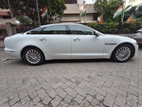 White Jaguar XJ L Portfolio