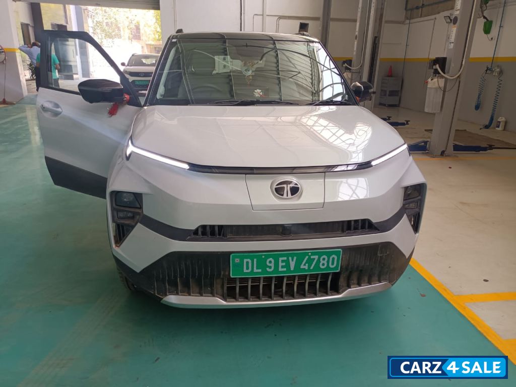 Tata Punch EV Emp+ MR