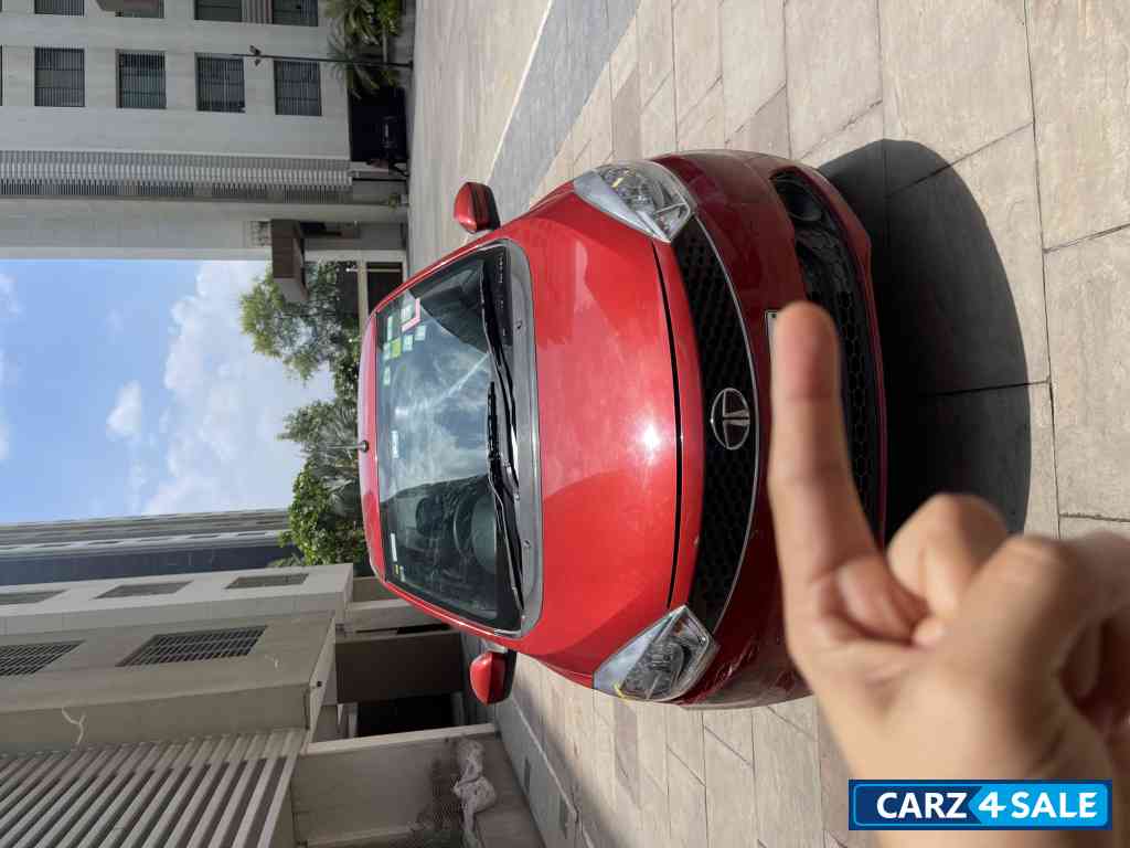 Tata Tiago XT