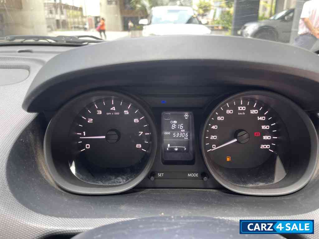 Tata Tiago XT