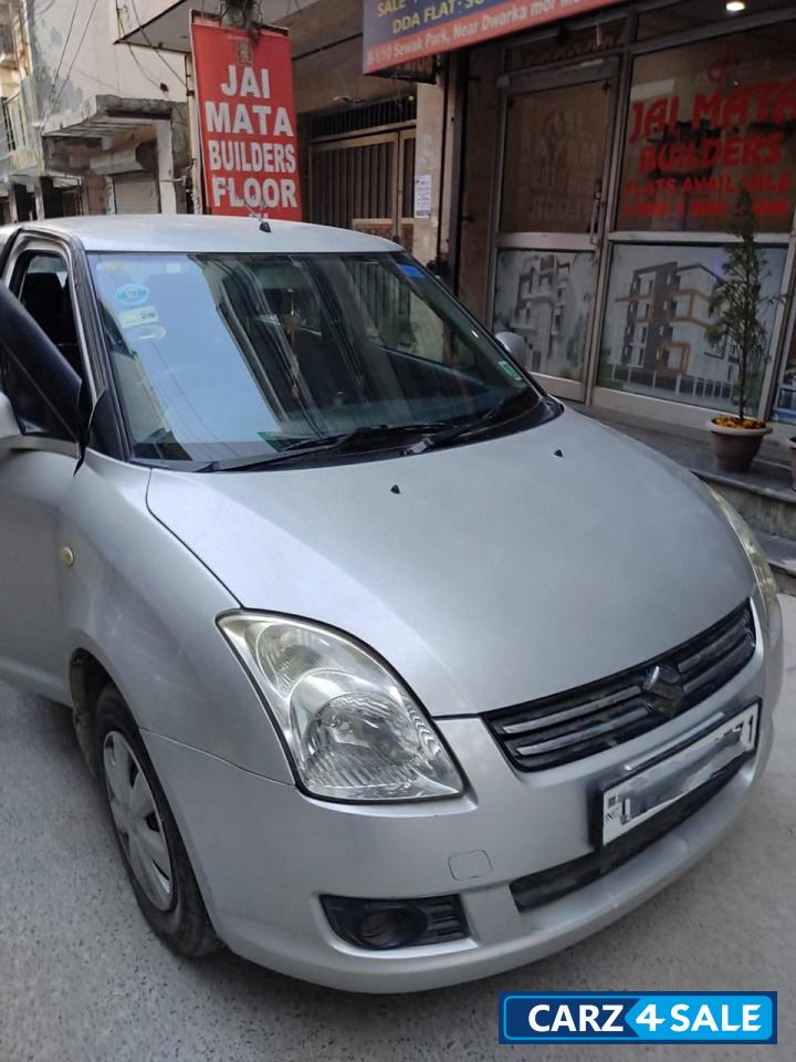 Silver Maruti Suzuki Dzire VXI BS4M
