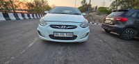 Hyundai Verna Optional