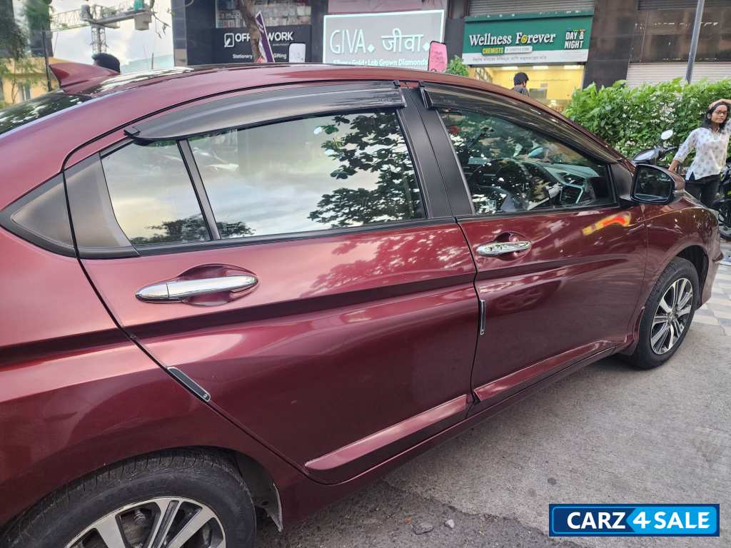 Burgundy Honda City 1.5L I-VTEC V MT