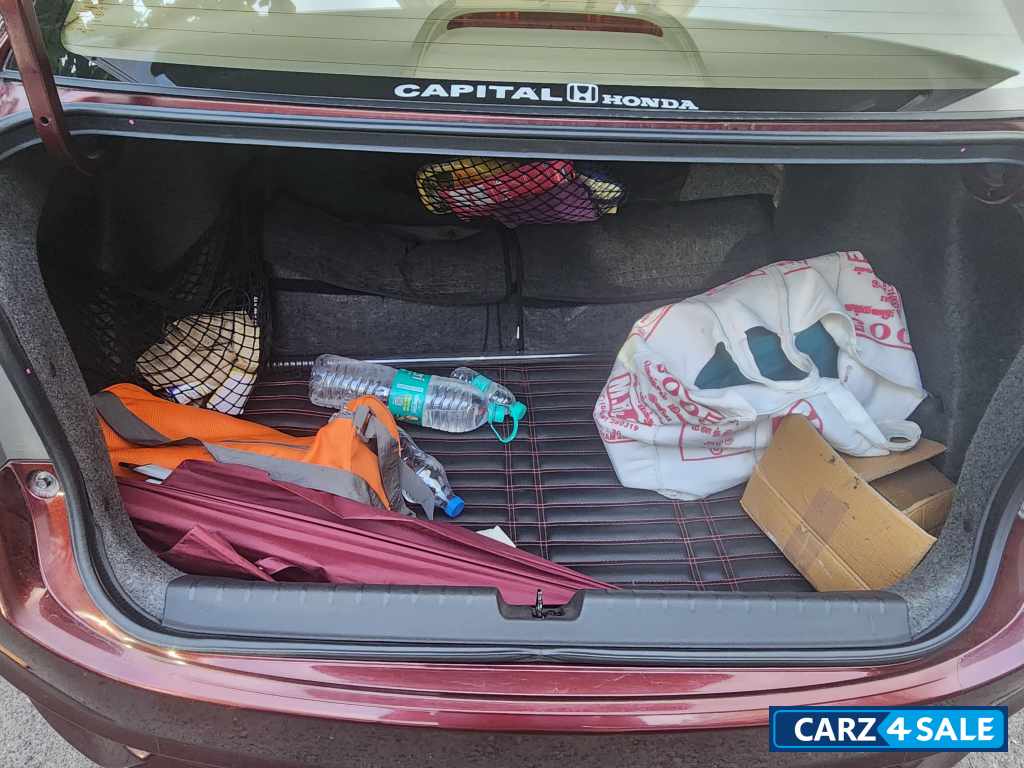 Burgundy Honda City 1.5L I-VTEC V MT