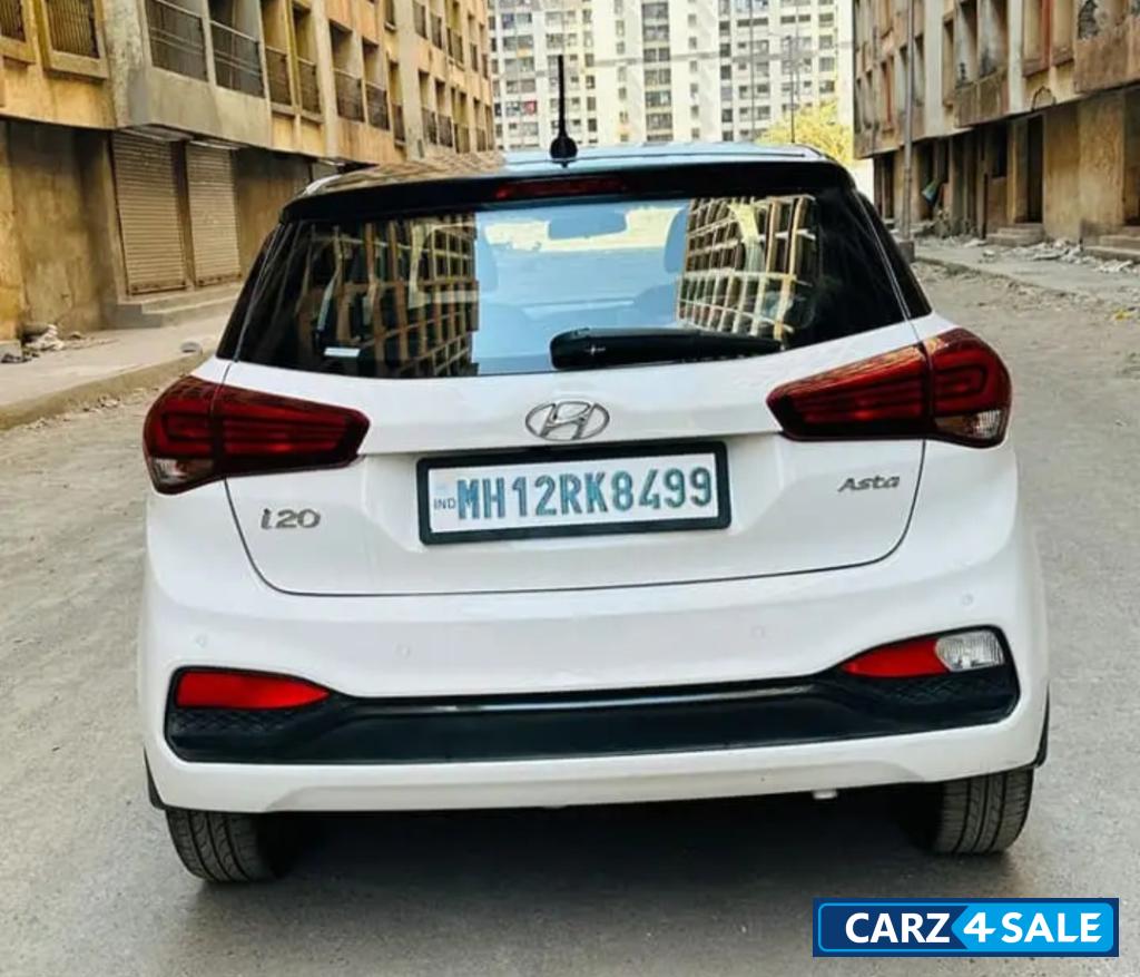 White Hyundai Elite i20 Asta optional