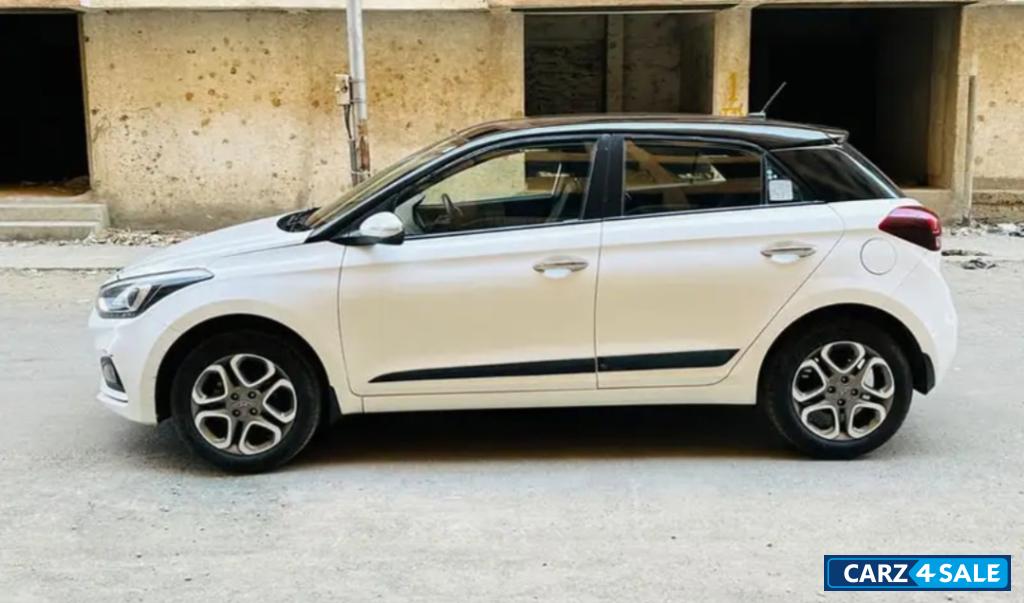 White Hyundai Elite i20 Asta optional