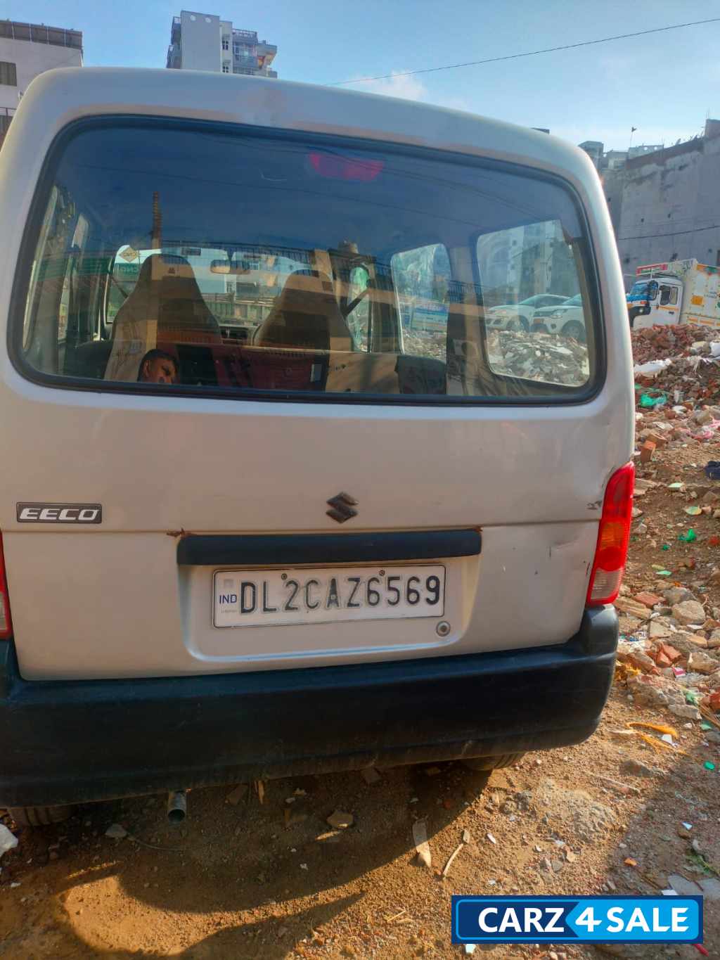 Gray Maruti Suzuki Eeco CNG