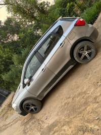 Silver Maruti Suzuki S-Cross zeta