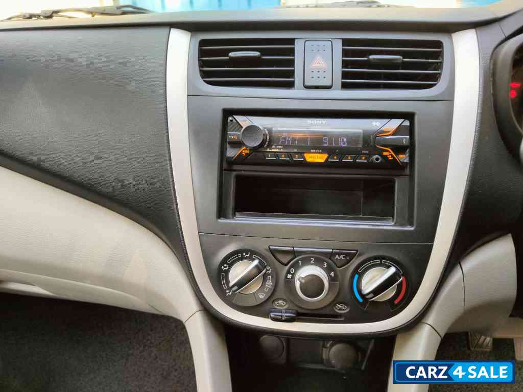 Silver Maruti Suzuki Celerio vxi