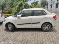 White Maruti Suzuki Dzire Vxi