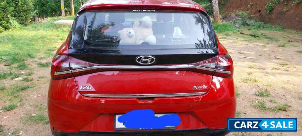 Firey Red Hyundai i20 Sportz 1.2 MT