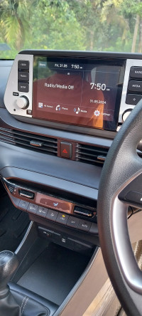 Firey Red Hyundai i20 Sportz 1.2 MT