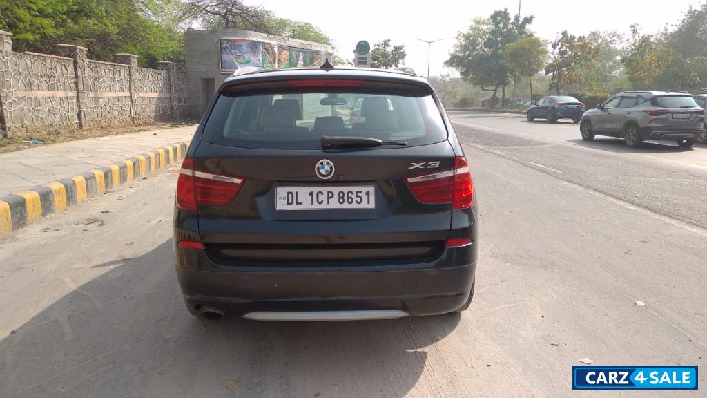 Black BMW X3 X20d
