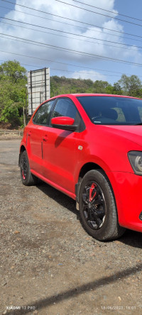 Red Volkswagen Polo Petrol comfartline