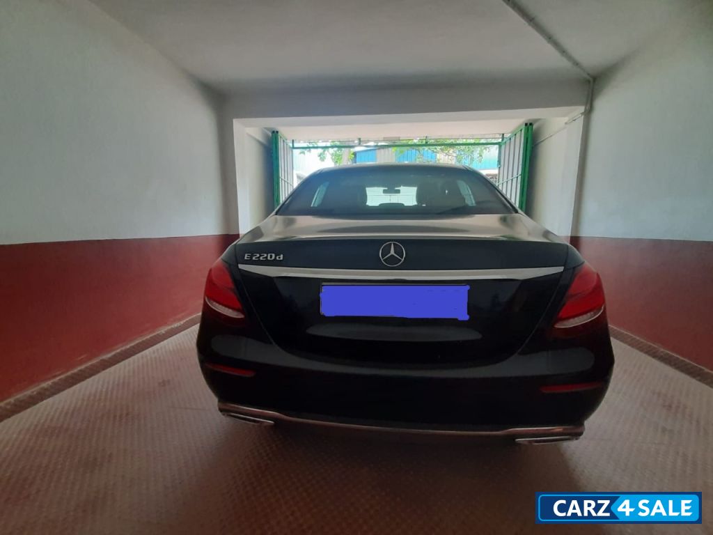 Mercedes-Benz E-Class 220 D