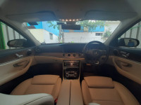 Mercedes-Benz E-Class 220 D