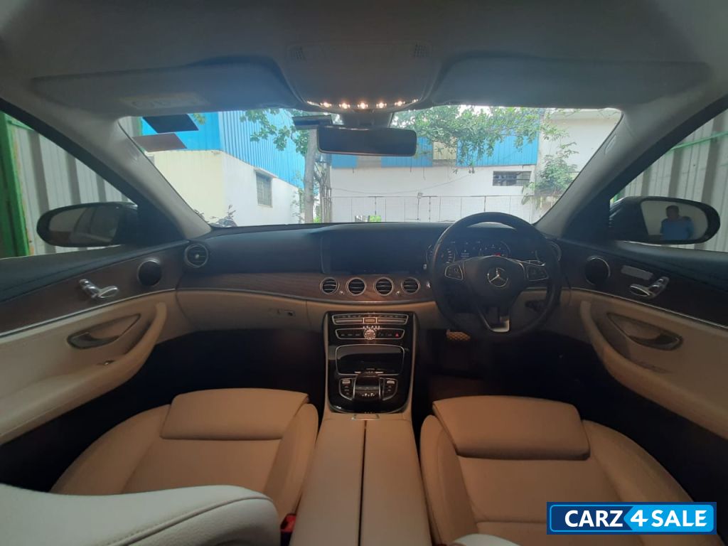 Mercedes-Benz E-Class 220 D