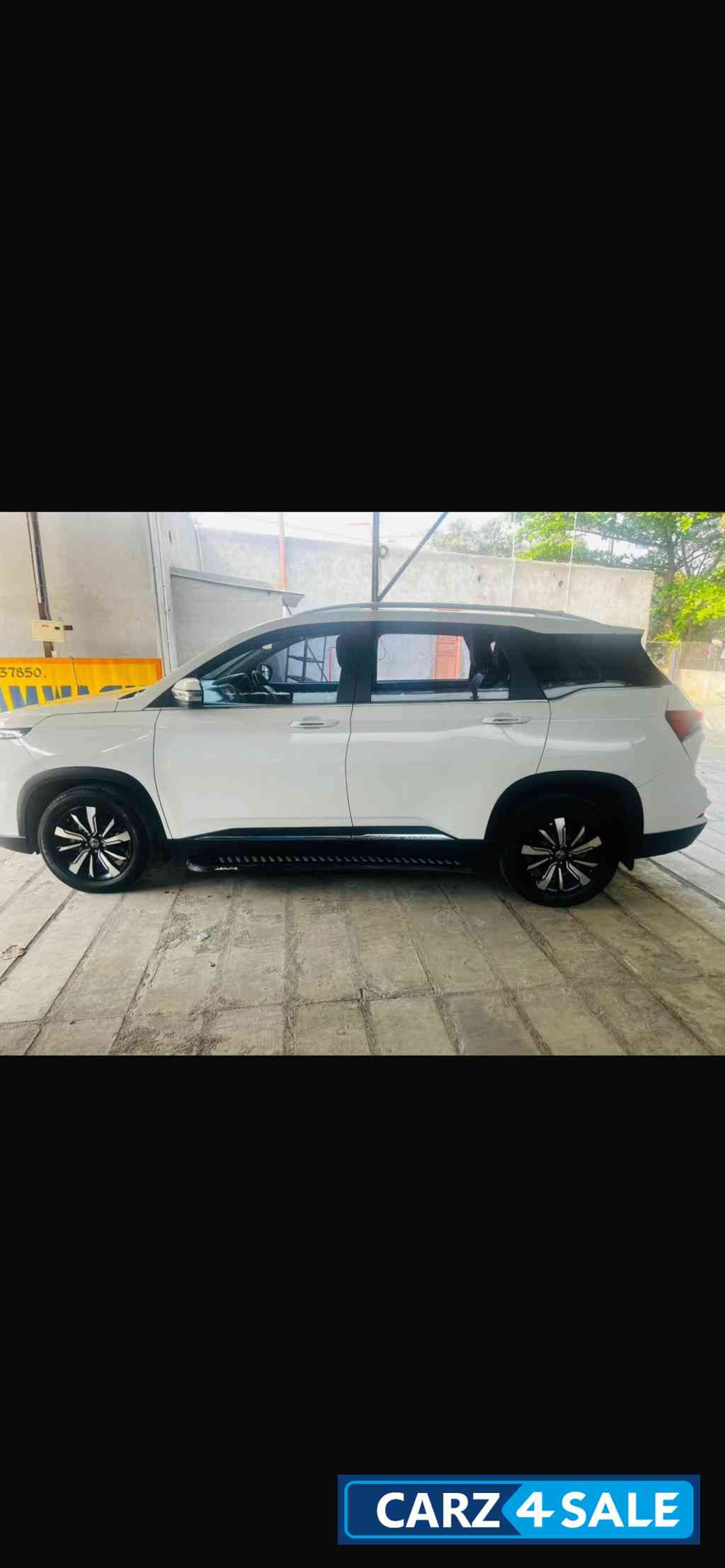 MG Hector Plus sharp2.0 Turbo
